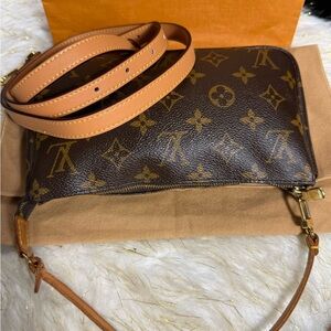Louis Vuitton Pochette Accesory Wrislet Pouch PVC leather w/ paper Bag